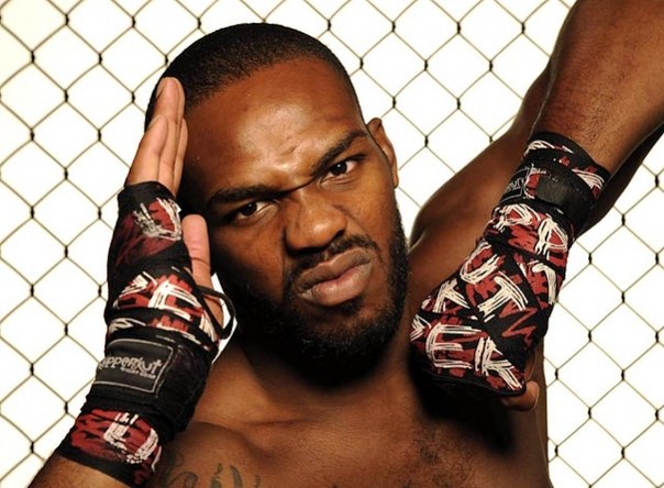 Чемпион UFC Джон Джонс едет в Москву