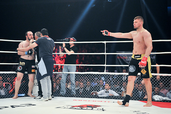 По словам Федора Емельяненко: Такие поступки возмутительны!