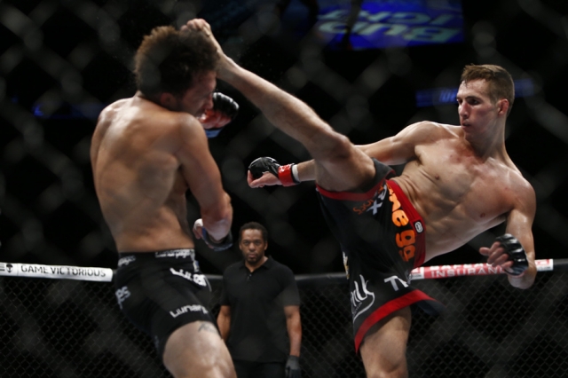 Рори Макдональд в атаке