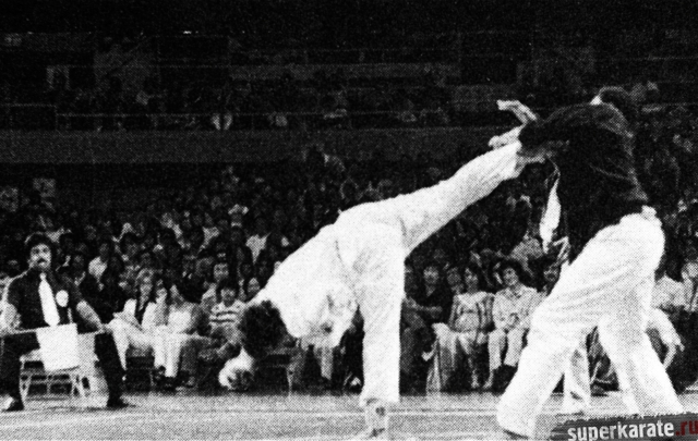 Сонни Чиба выступает за команду киокушинкай каратэ