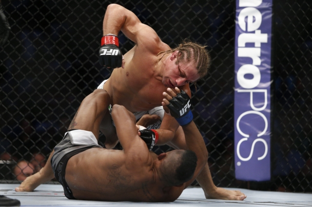 Urijah Fabervs Iuri Alcantara