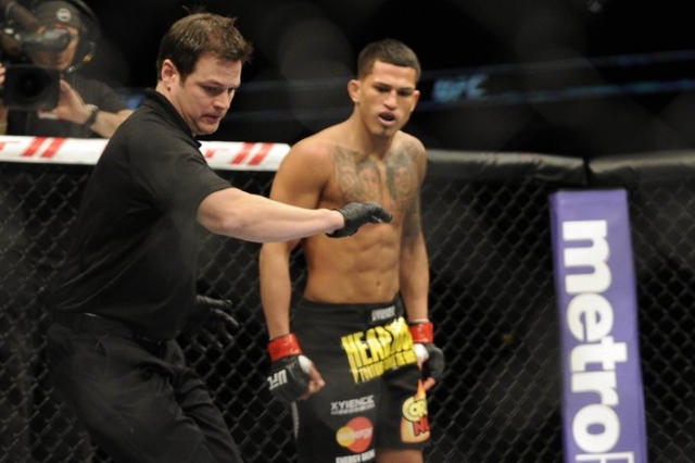 Энтони Петтис