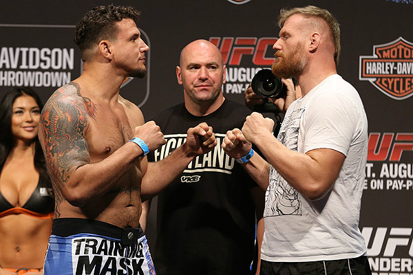 Френк Мир и Джош Барнетт Френк Мир и Джош Барнетт