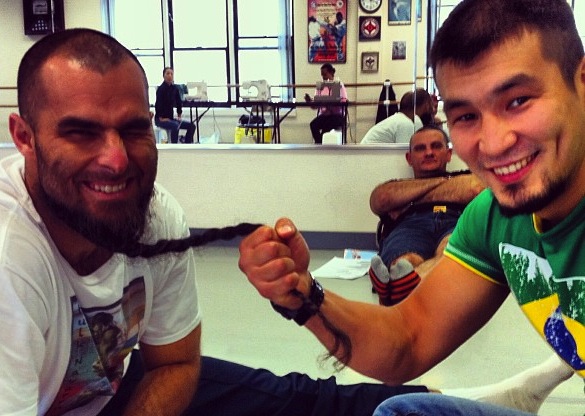 Алехандро Наварро и Дармен Садвокасов