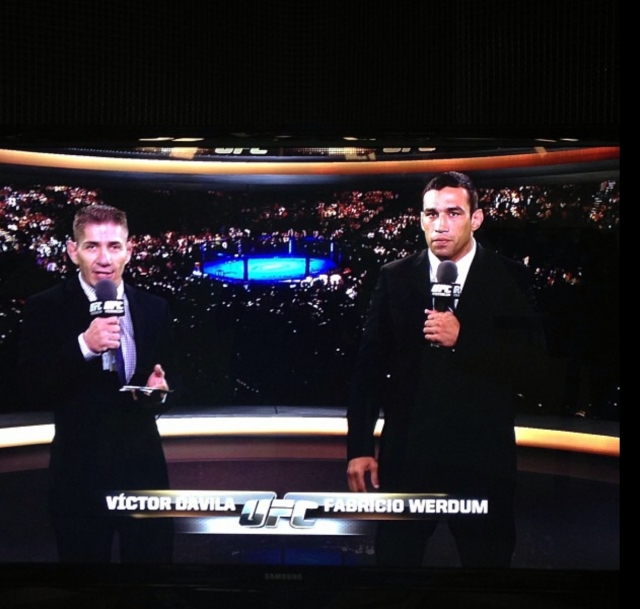 Комментатор Вердум за работой Комментатор Вердум за работой