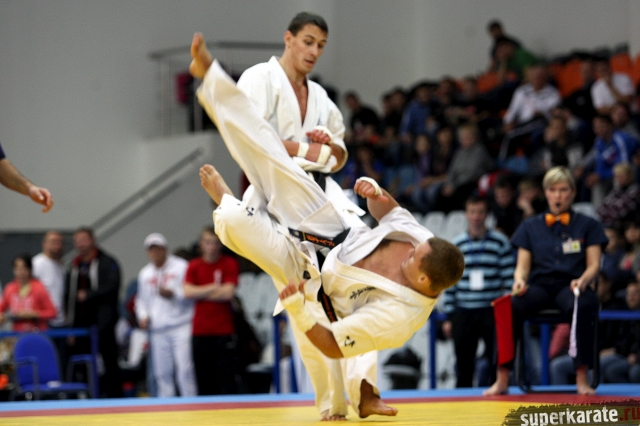 Чирков Андрей атакует Кочнева Кирилла Чирков Андрей атакует Кочнева Кирилла