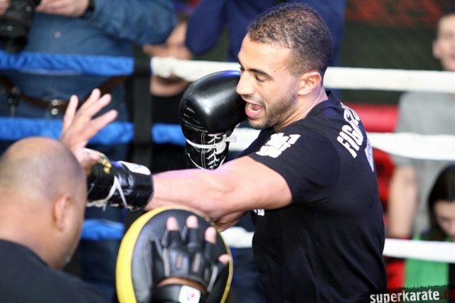 Бадр Хари Бадр Хари