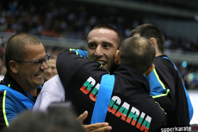 В объятиях шихана В объятиях шихана