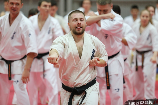 Не удержался, поставил эту фотку )))