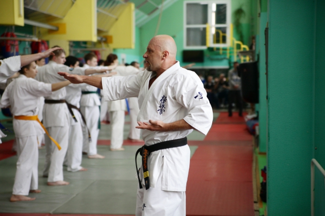 Сэнсей Евгений Ильмов