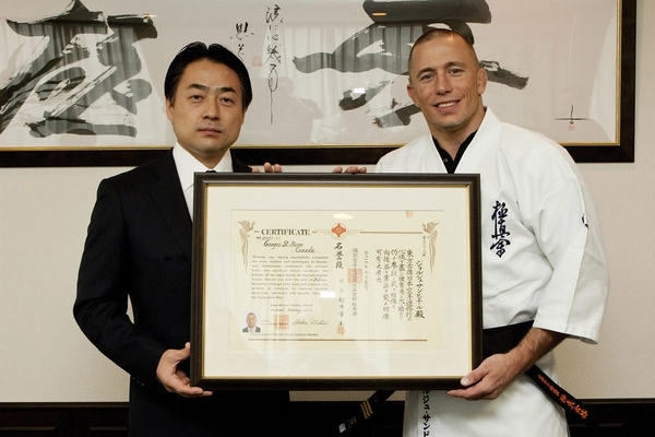 Шокей Мацуи и Жорж Сен-Пьер