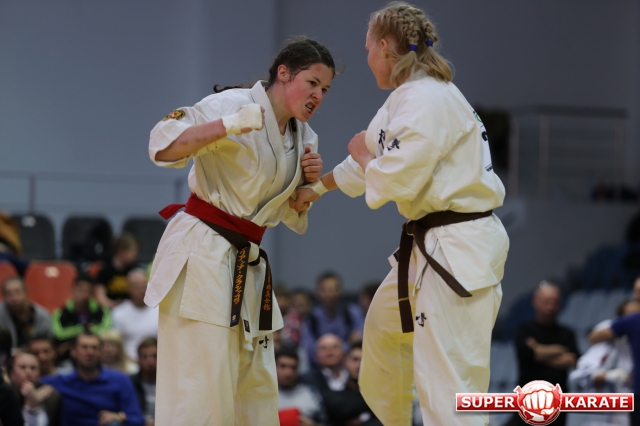 Женское каратэ