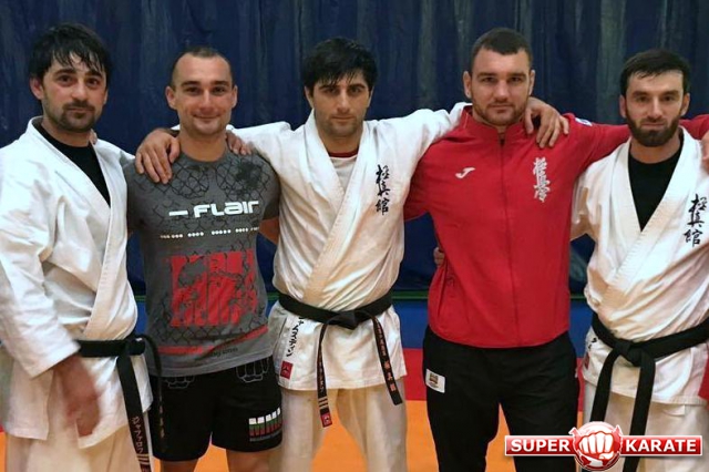 Чемпионы снова вместе!