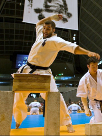 Лечи Курбанов