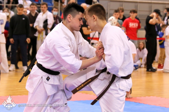 Фролов Александр - Куйбаров Роман